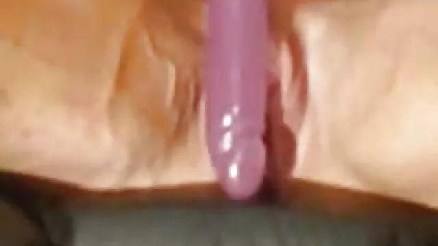 بابی با استفاده از 2 انگشت برای دانلود فیلم سکسی گی ترش