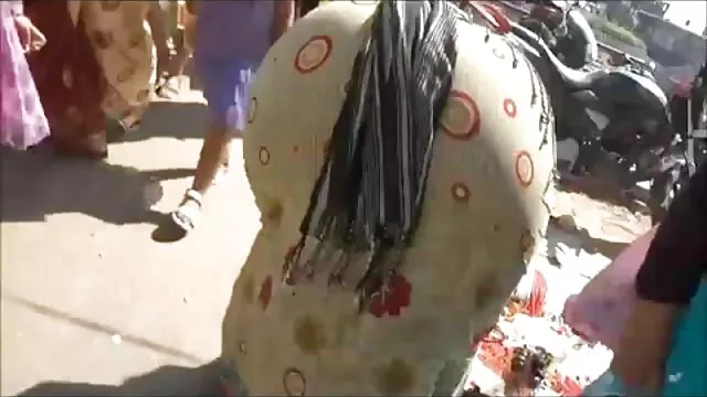 Kralja می شود بین گی و سکس نان با dildo بزرگ